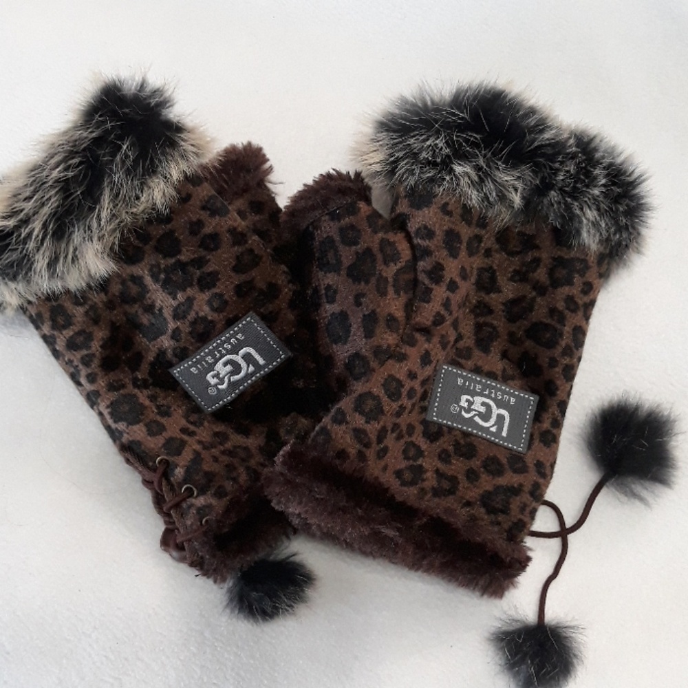 UGG gloves